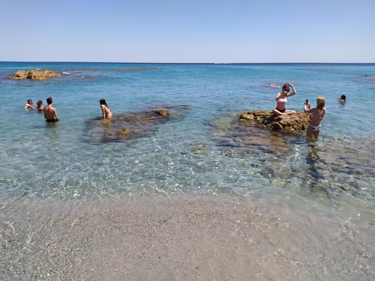 Wally A Posada, Sardegna *